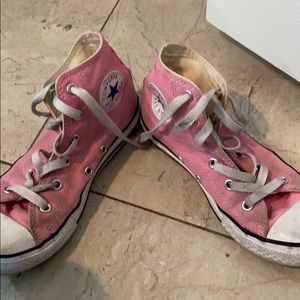 Girls high top converse